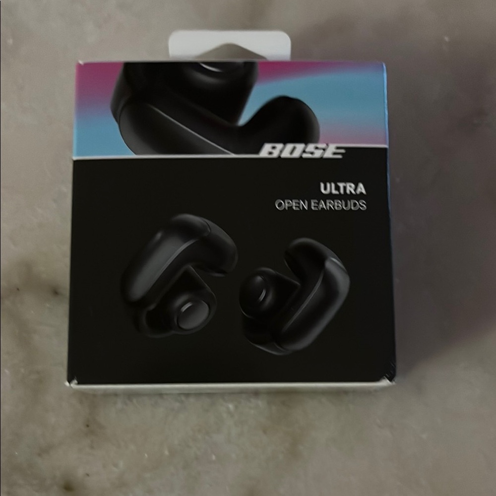 Bose Ultra Open Earbuds in Black